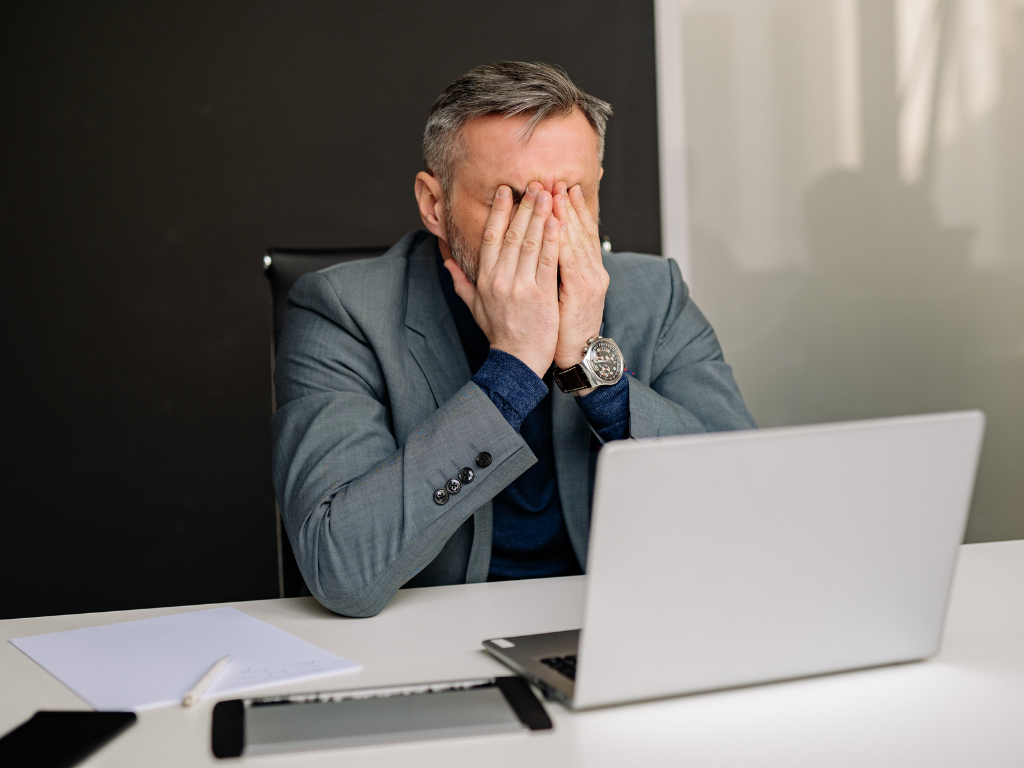 A businessman in Bundaberg having trouble with low online sales